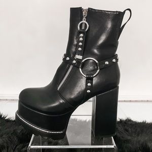 Lamoda biker platform boots